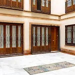 Francos Cathedral Terrace Apartment